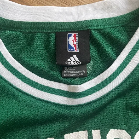 Boston Celtics Rajon Rondo #9 Jersey - Picture 5 of 13
